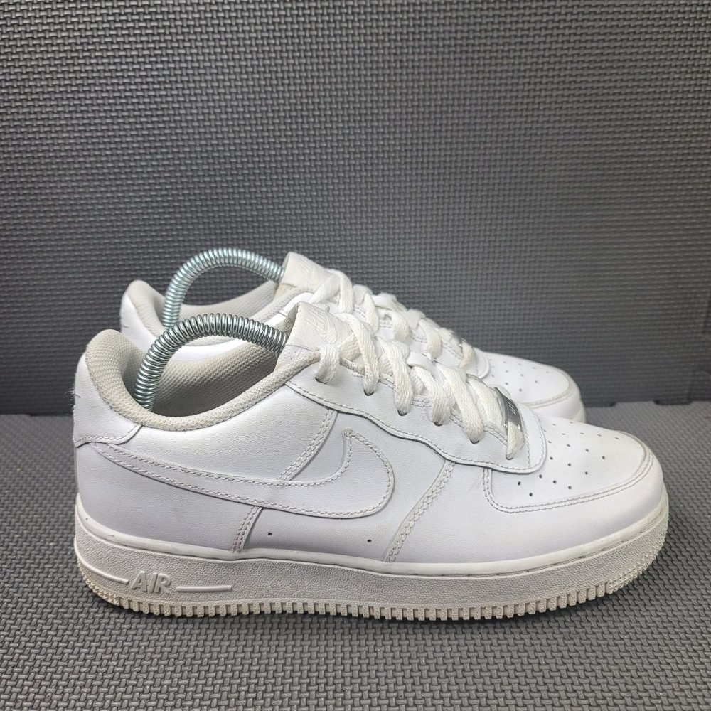 Womens Sz 7.5 L 8 R White Nike Air Force 1 Sneakers